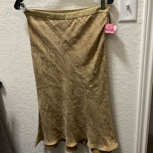 New w/ tags Ralph Lauren black label golden skirt.